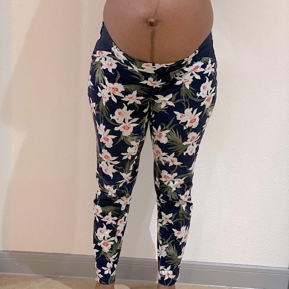 Old Navy Maternity Full-Panel Patterned Pixie Pan… - image 3